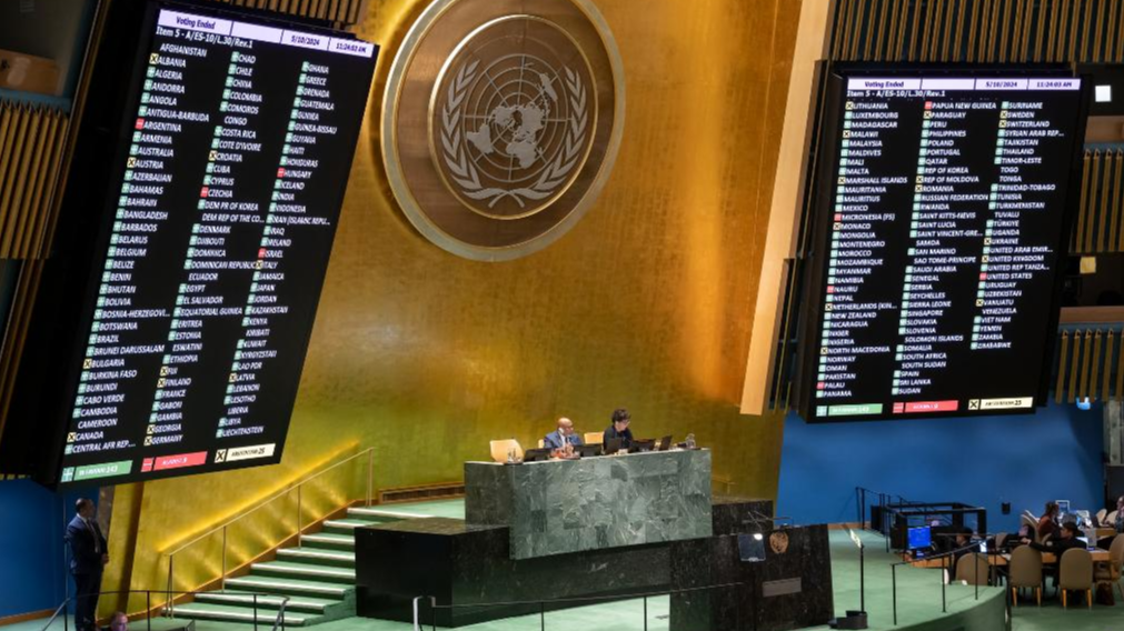 Voting results are displayed during the 10th Emergency Special Session of the General Assembly at the UN headquarters in New York, May 10, 2024. /Xinhua