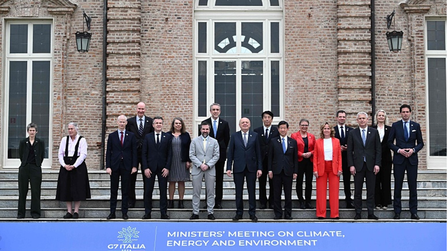 G7 countries' ministers of climate, energy and the environment pose for a family picture during the G7 Climate, Energy and Environment Ministers' Meeting  in Turin, Italy, April 29, 2024. /CFP