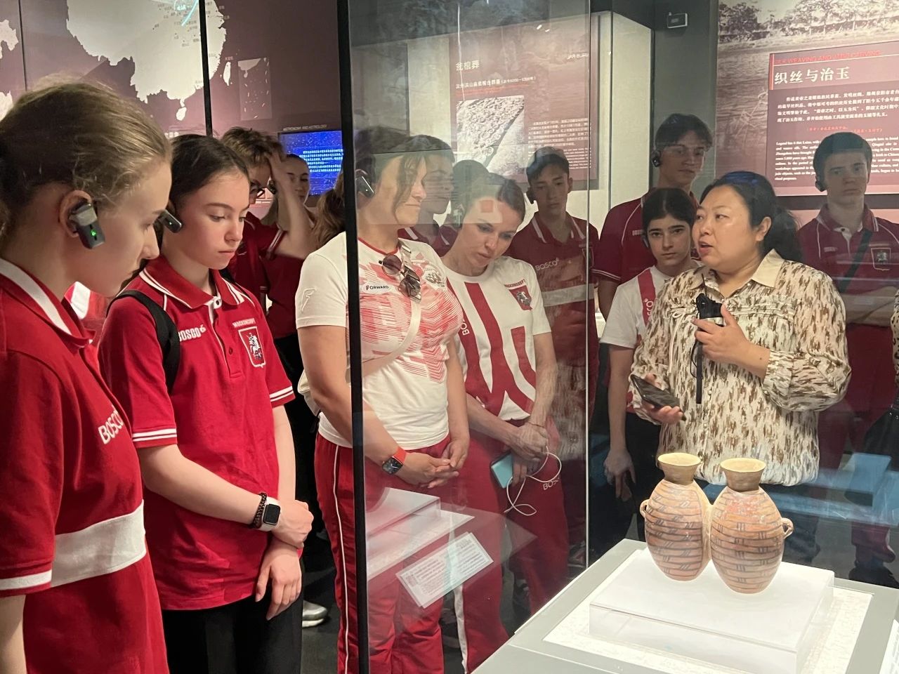 Young martial arts practitioners from Russia visit the Henan Museum in central China’s Henan Province. /Photo provided to CGTN