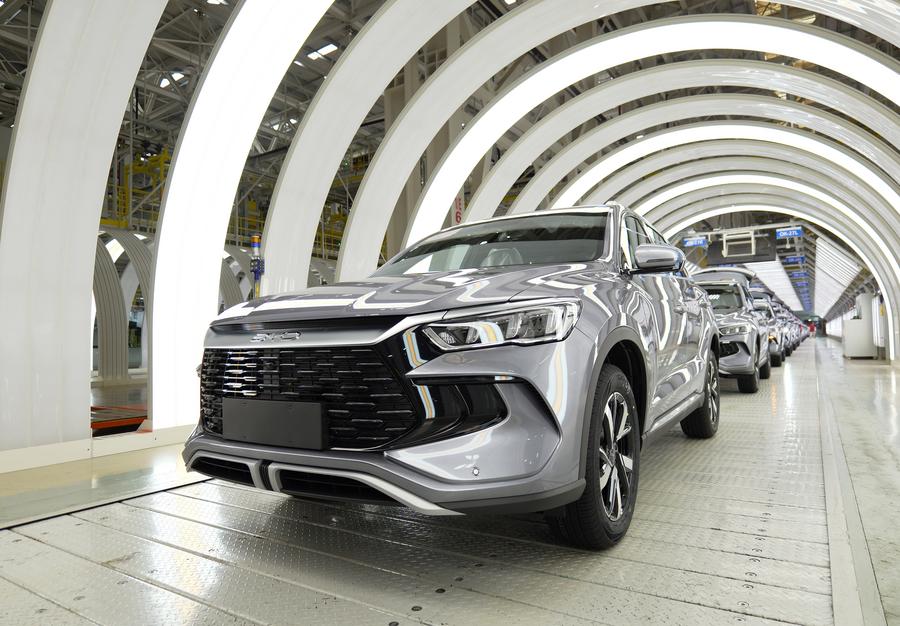 A new energy vehicle (NEV) assembly line of BYD, China's leading NEV manufacturer, at the plant of BYD in Zhengzhou City, central China's Henan Province, April 24, 2024. /Xinhua