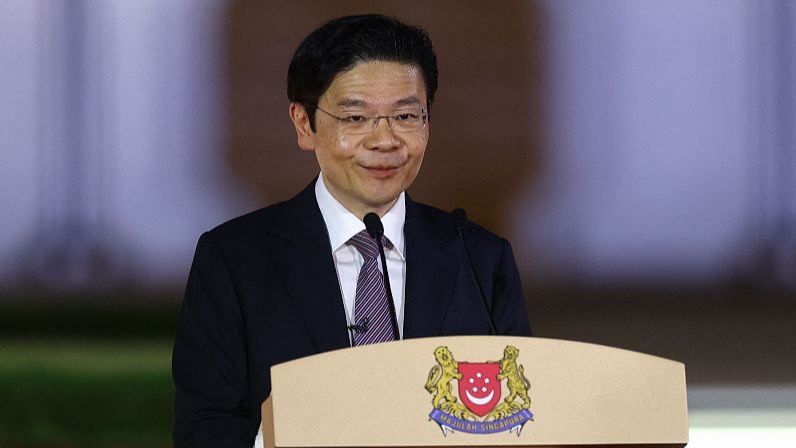 Singapore's new Prime Minister Lawrence Wong makes a speech after being sworn in at the Istana in Singapore, May 15, 2024. /CFP
