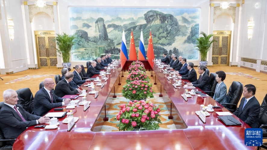 Chinese President Xi Jinping holds small-group talks with Russian President Vladimir Putin in Beijing, China, May 16, 2024. /Xinhua
