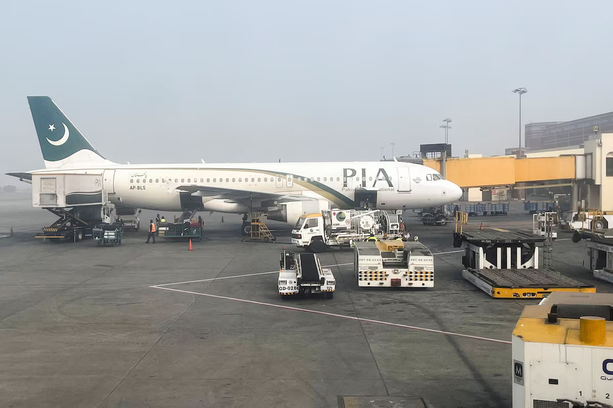 A Pakistan International Airlines plane at the Allama Iqbal International Airport in Lahore, Pakistan, January 29, 2024. /Reuters