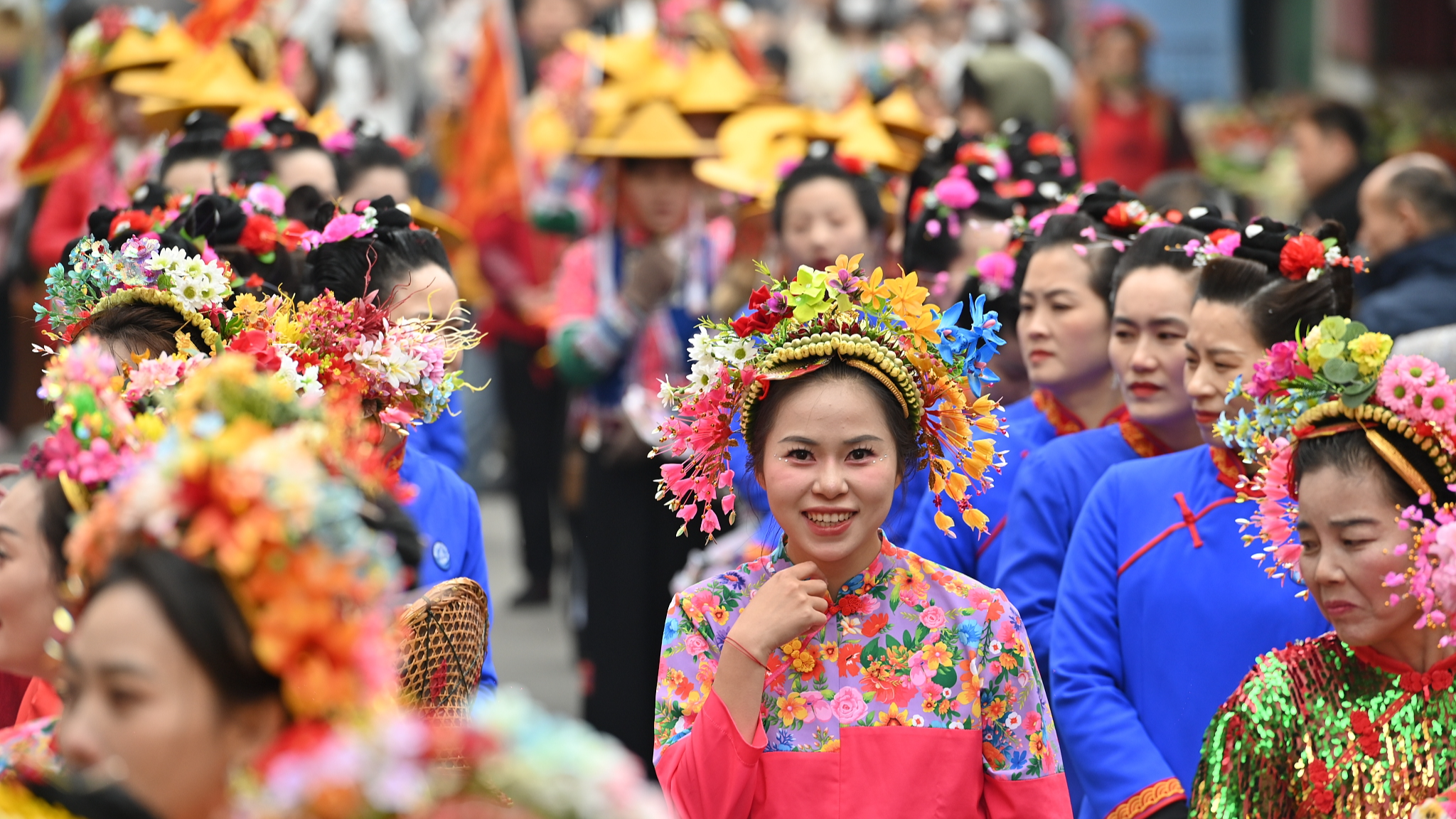 Locals dressed in traditional clothing gather together to worship sea goddess Mazu in Quanzhou, southeast China's Fujian Province, on March 9, 2024. /CFP