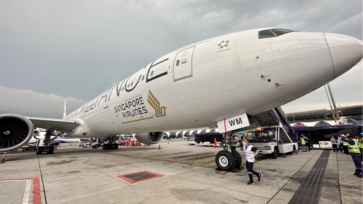 A Singapore Airlines aircraft is seen on tarmac after requesting an emergency landing at Bangkok's Suvarnabhumi International Airport, Thailand, May 21, 2024. /Reuters