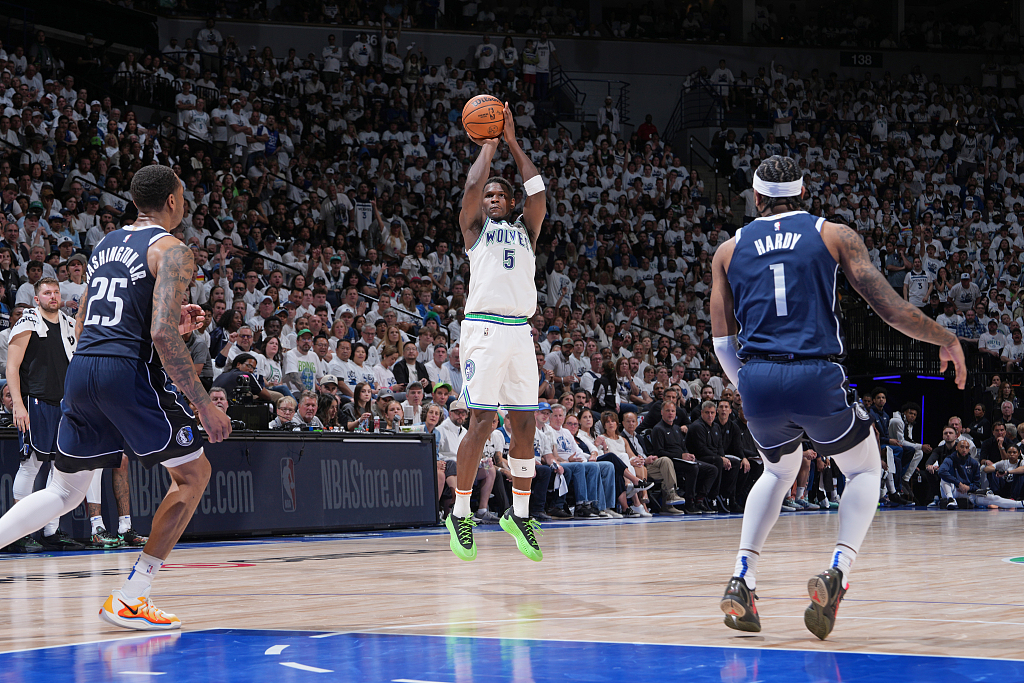 Anthony Edwards (#5) of the Minnesota Timberwolves shoots in Game 1 of the NBA Western Conference Finals against the Dallas Mavericks at the Target Center in Minneapolis, Minnesota, May 22, 2024. /CFP