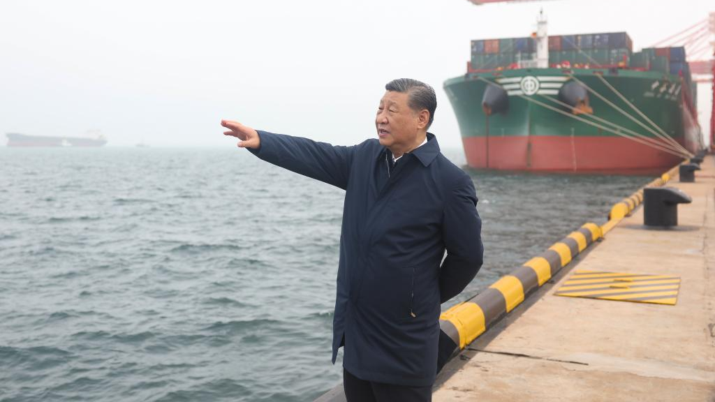 Chinese President Xi Jinping, also general secretary of the Communist Party of China Central Committee and chairman of the Central Military Commission, visits Rizhao Port in Rizhao, east China's Shandong Province, May 22, 2024. /Xinhua