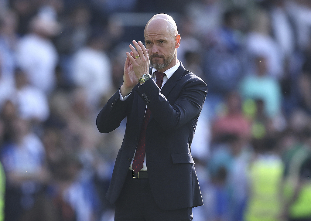 Erik ten Hag, manager of Manchester United, makes a gesture during the Premier League game against Brighton at the Amex Stadium in Brighton and Hove, England, May 19, 2024. /CFP