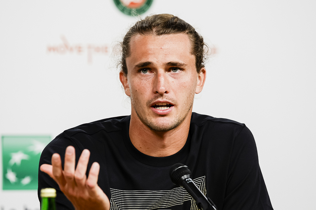 Alexander Zverev of Germany attends a press conference ahead of the French Open at Roland Garros in Paris, France, May 24, 2024. /CFP