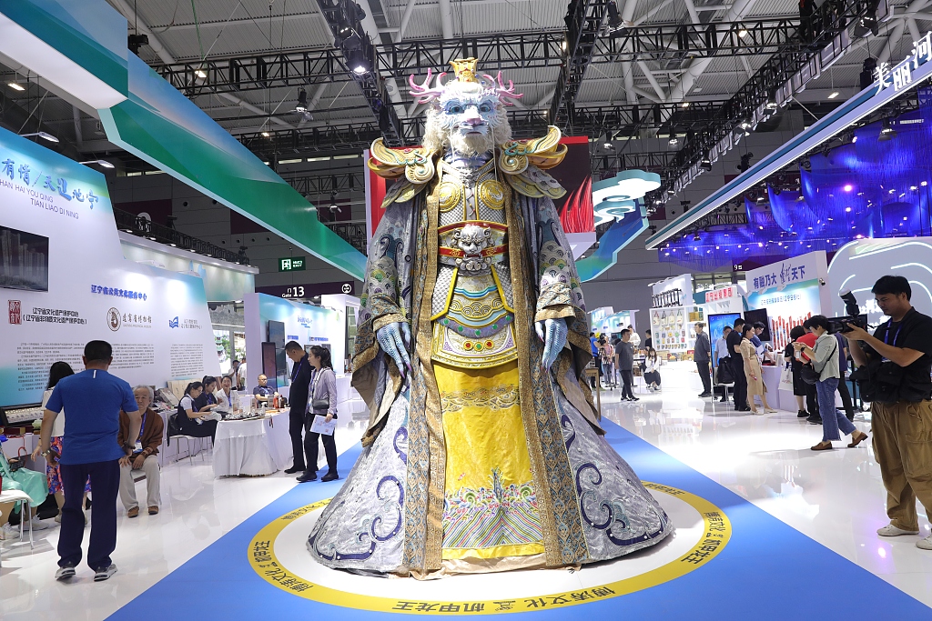 People attend the 20th China (Shenzhen) International Cultural Industries Fair (ICIF) in Shenzhen, Guangdong Province, May 23, 2024. /CFP