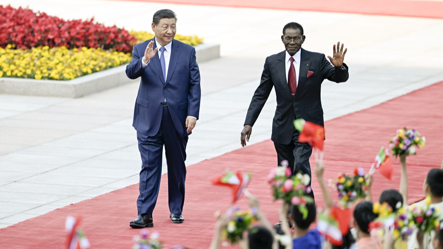 Chinese President Xi Jinping (L) holds a welcome ceremony for Teodoro Obiang Nguema Mbasogo, president of the Republic of Equatorial Guinea, in Beijing, China, May 28, 2024. /Xinhua