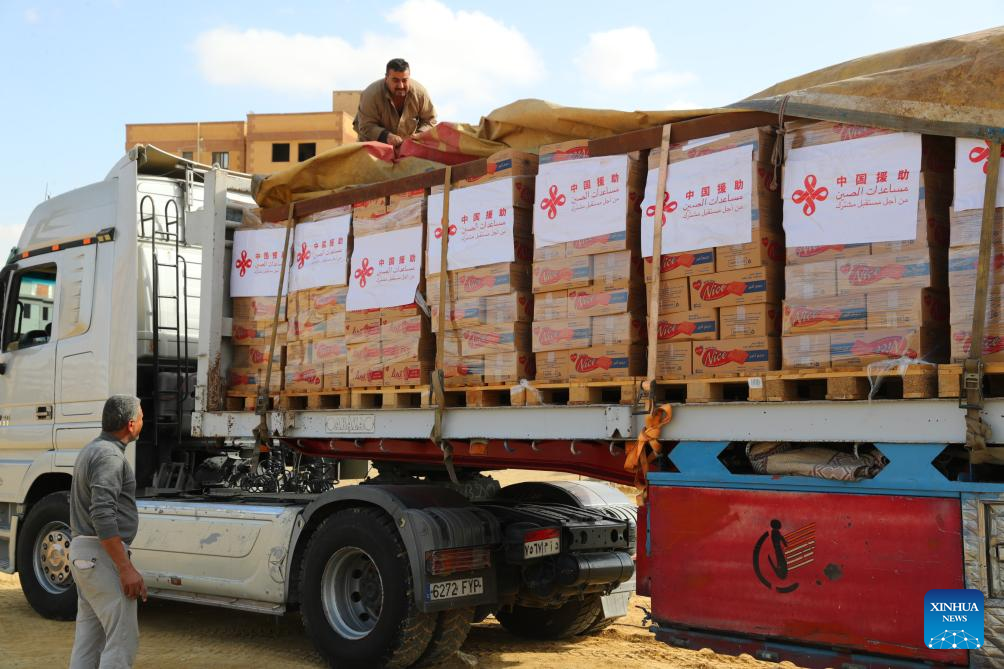 A truck loaded with humanitarian aid supplies to Gaza provided by the Chinese government waits for departure in Cairo, Egypt, November 27, 2023. /Xinhua