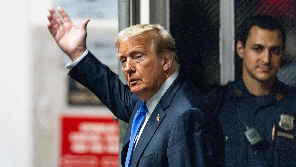 Former U.S. President and Republican presidential candidate Donald Trump gestures as he exits the courtroom at Manhattan Criminal Court in New York City, May 30, 2024. /CFP