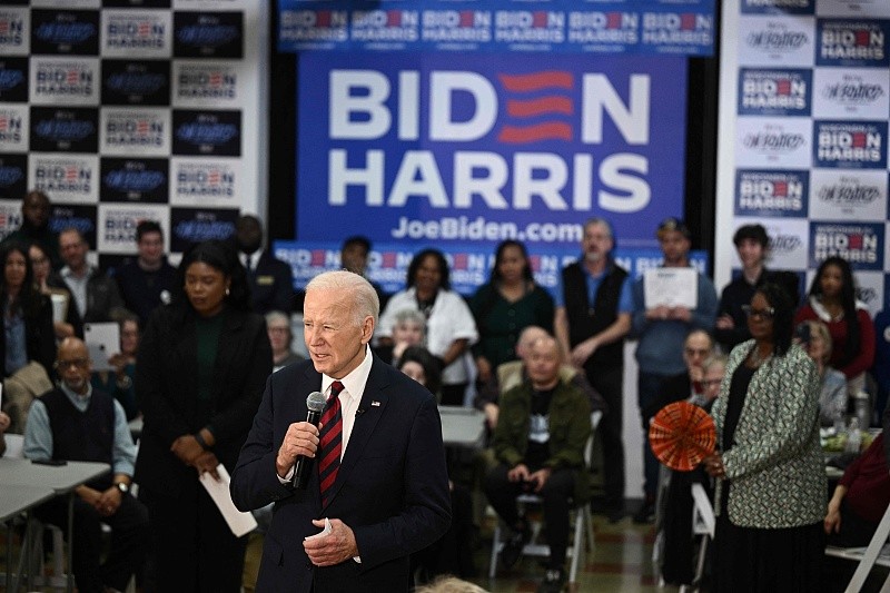 U.S. President Joe Biden speaks to local supporters and volunteers at the Wisconsin coordinated campaign headquarters in Milwaukee, Wisconsin, March 13, 2024. /CFP