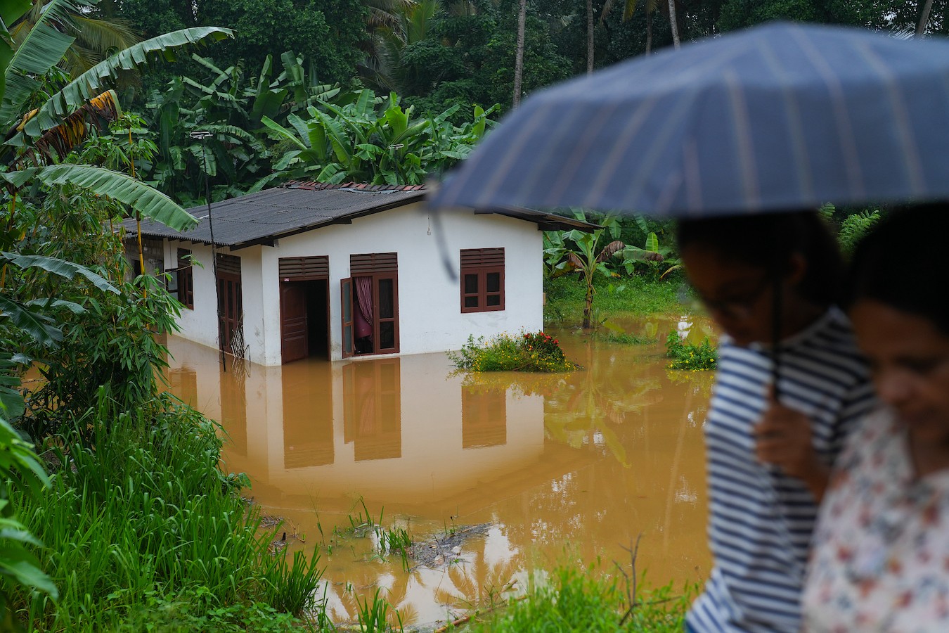 A flooded house in Kelaniya, Sri Lanka, June 2, 2024. /CFP