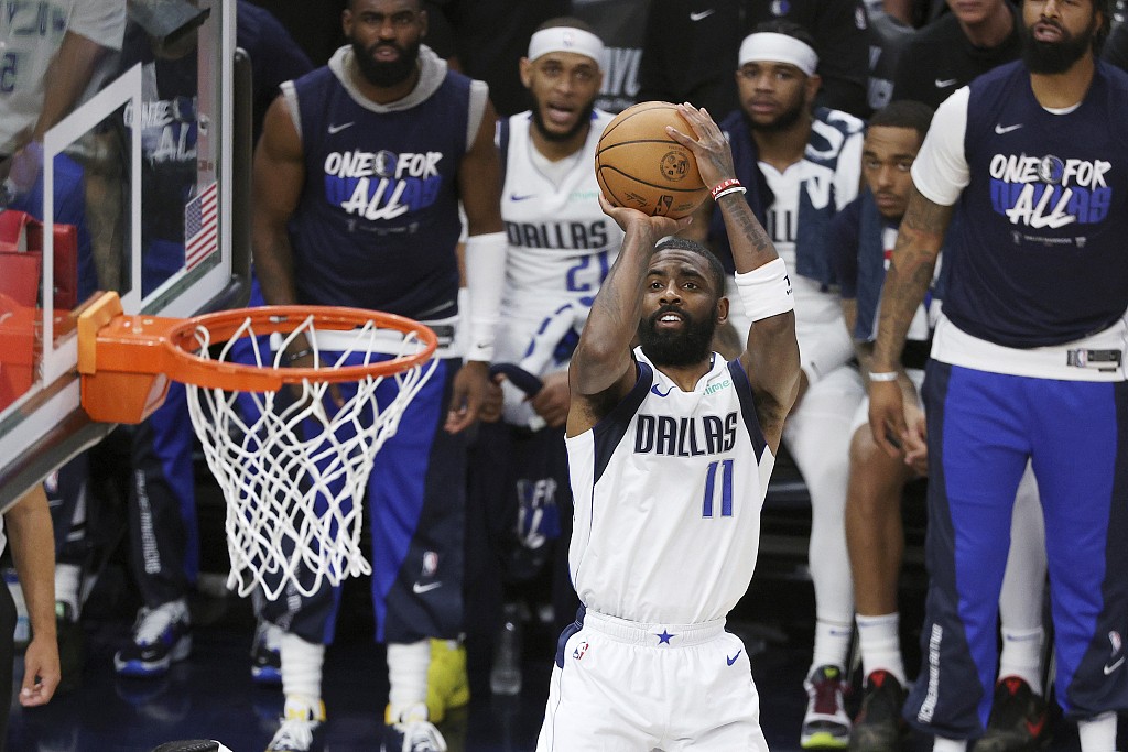 Kyrie Irving of the Dallas Mavericks shoots in Game 5 of the NBA Western Conference Finals against the Minnsota Timberwolves at the Target Center in Minneapolis, Minnesota, May 30, 2024. /CFP