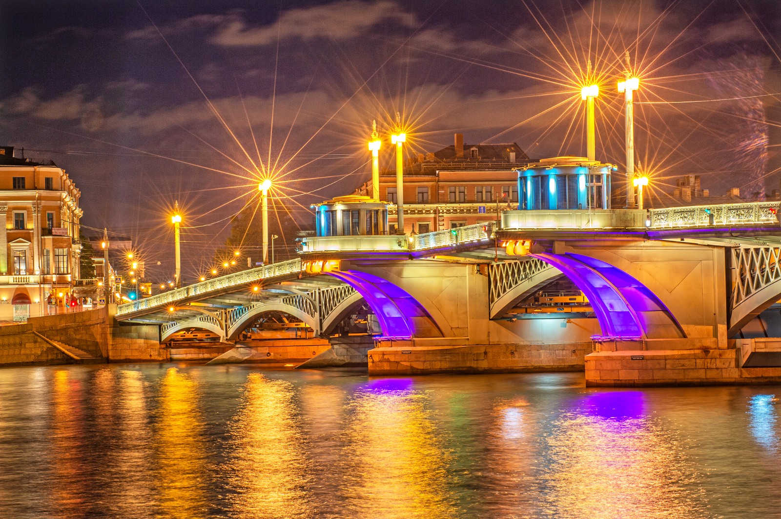 Stepping into St. Petersburg: A world of bridges