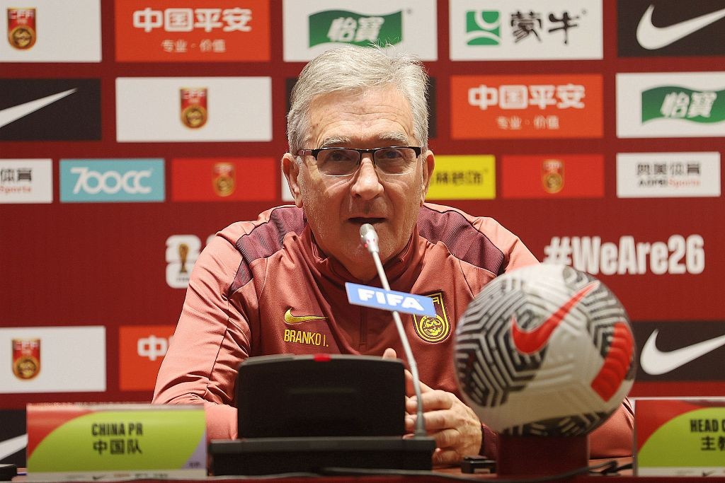 Branko Ivankovic, manager of China, attends the press conference ahead of the 2026 FIFA World Cup qualifier against Thailand in Shenyang, northeast China's Liaoning Province, June 5, 2024. /CFP