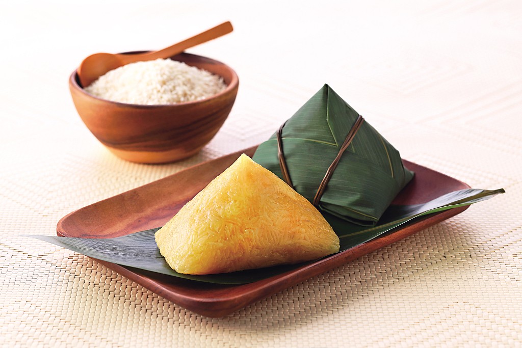 A file photo shows zongzi stuffed with a lotus seed paste filling. /CFP