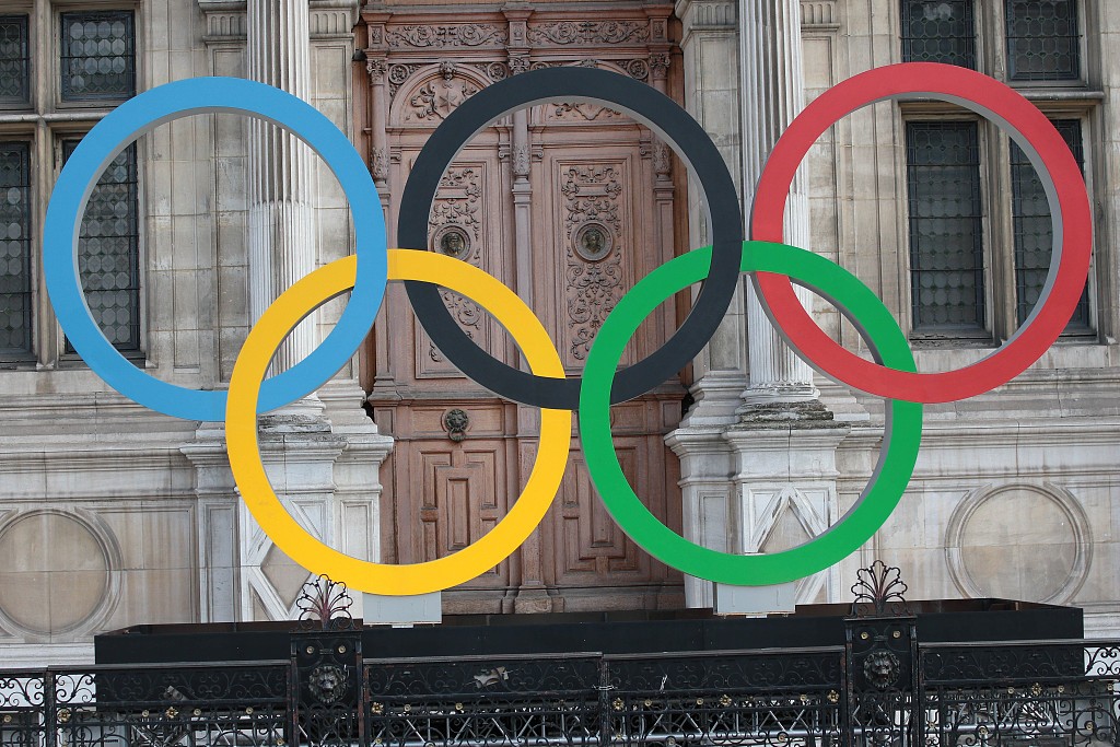 The Olympic rings in Paris, France. /CFP