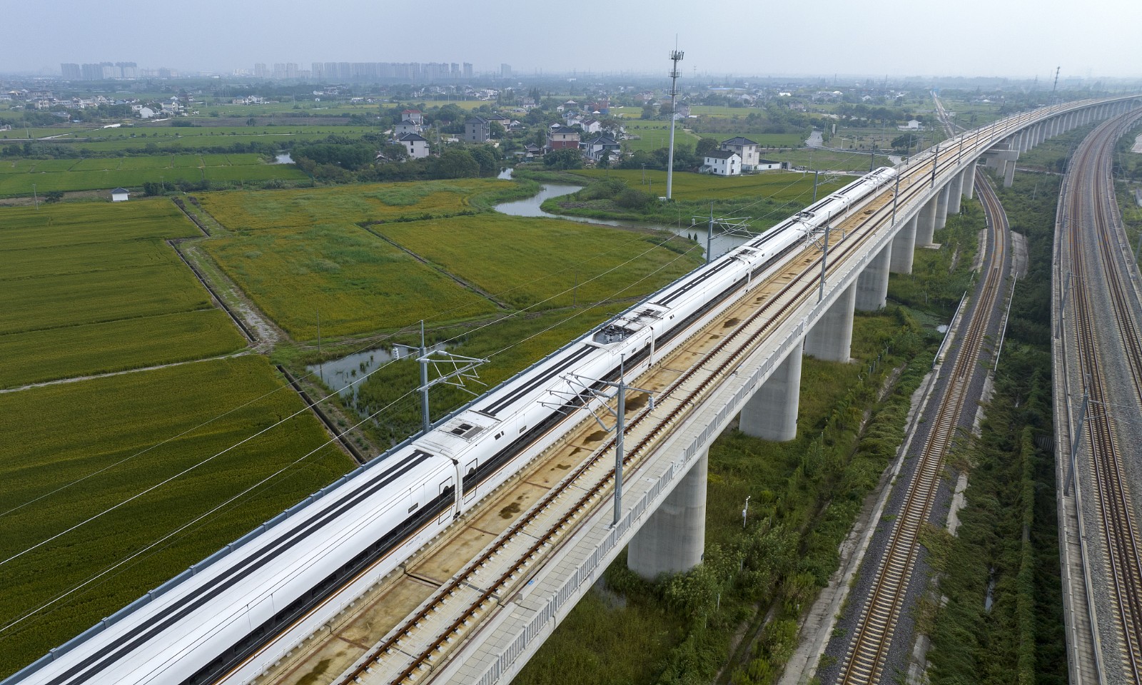The Shanghai-Nanjing Riverside High-speed Railway, September 28, 2023. /CFP