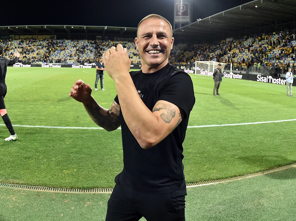 Fabio Cannavaro, manager of Udinese, celebrates after the 1-0 Serie A win over Frosinone at Stadio Benito Stirpe in Frosinone, Italy, May 26, 2024. /CFP 