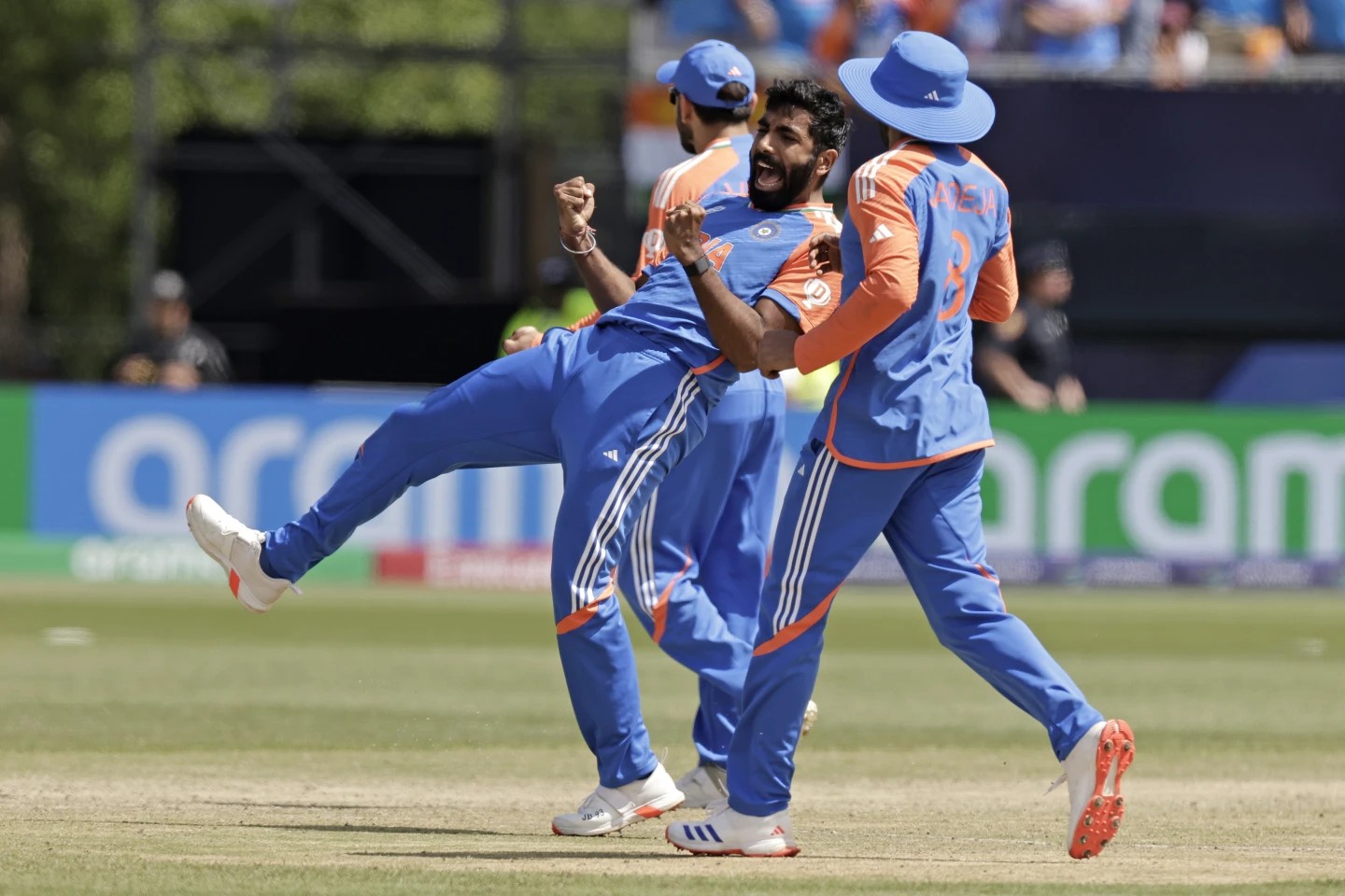 Players of India celebrate in the match against Pakistan at the Twenty20 World Cup at the Nassau County International Cricket Stadium in Westbury, New York, June 9, 2024. /AP