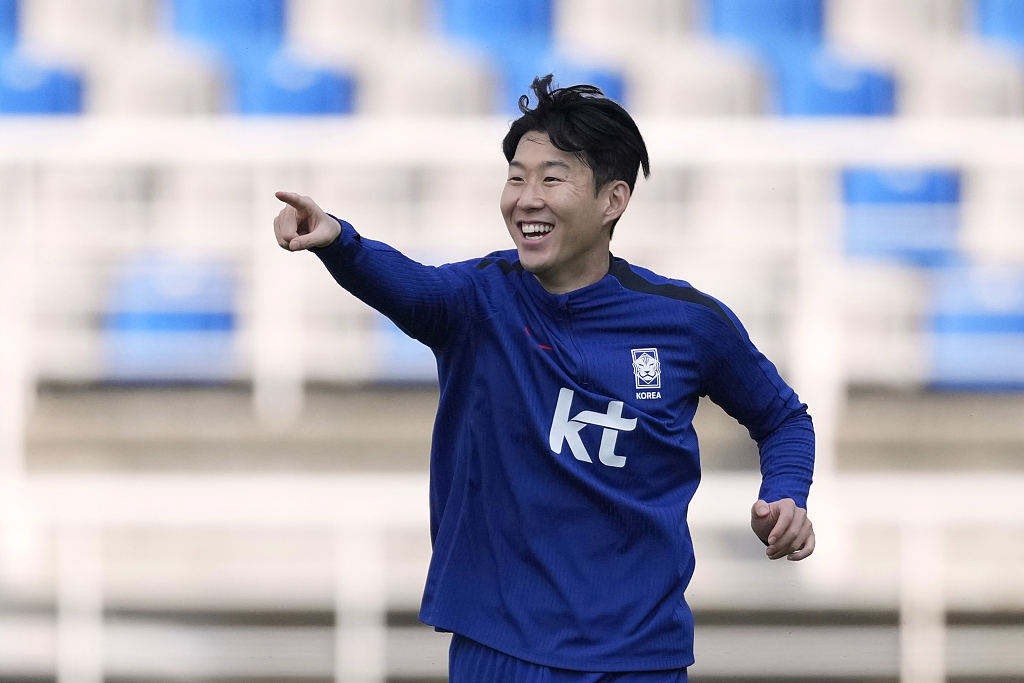  Son Heung-min of South Korea during team practice ahead of the 2026 FIFA World Cup qualifier game against China in Goyang, South Korea, June 8, 2024. /CFP