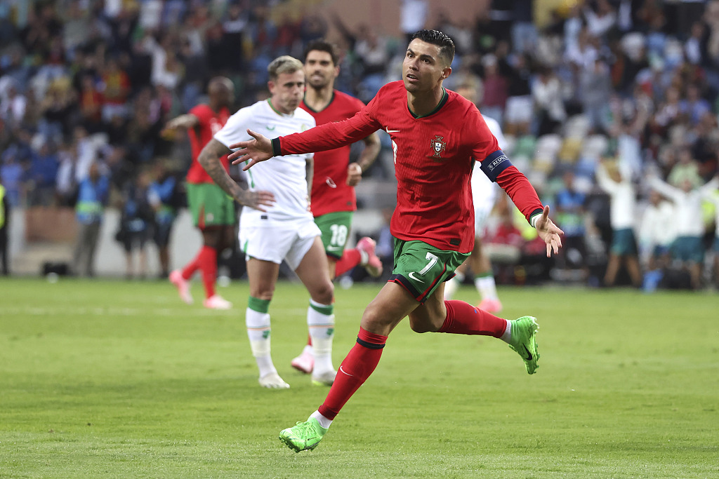 Cristiano Ronaldo (#7) of Portugal celebrates after scoring a goal in the international warm-up against Ireland at Estadio Municipal de Aveiro in Aveiro, Portugal, June 11, 2024. /CFP
