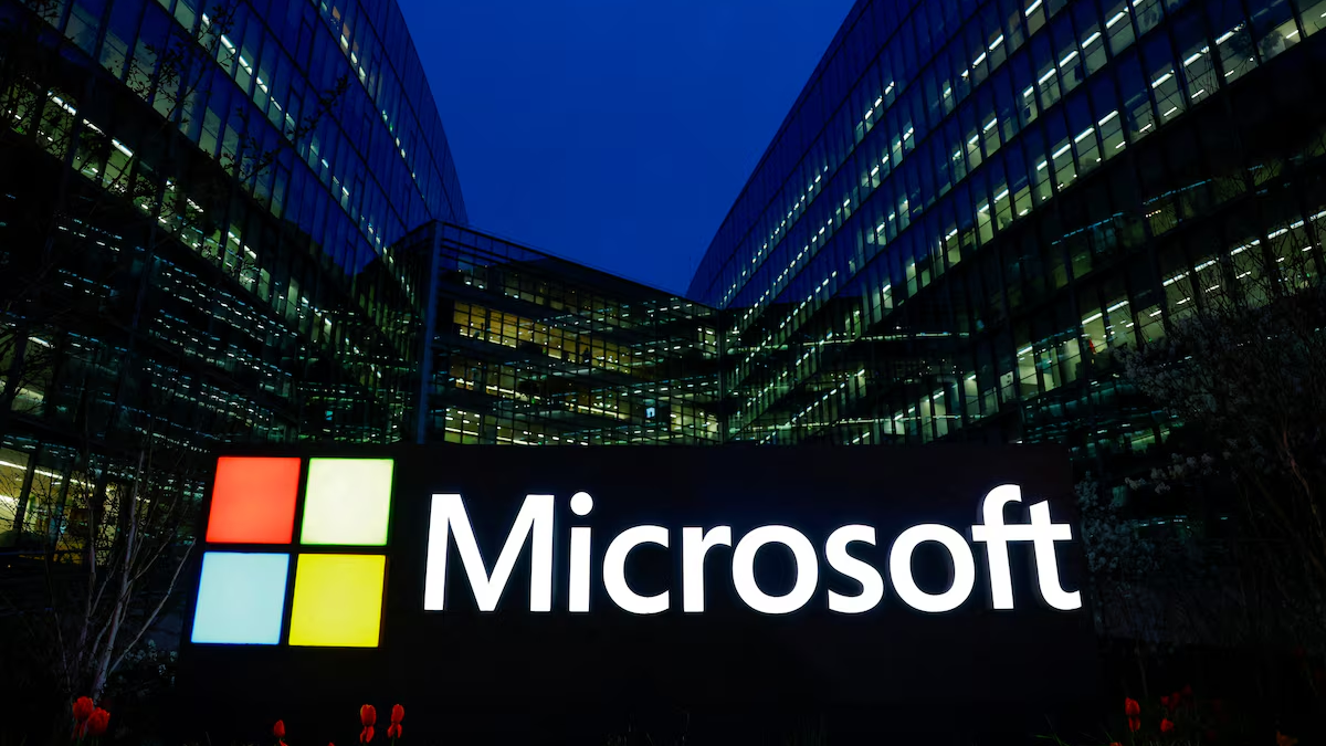 A view shows a Microsoft logo at Microsoft offices in Issy-les-Moulineaux near Paris, France, March 25, 2024. /Reuters