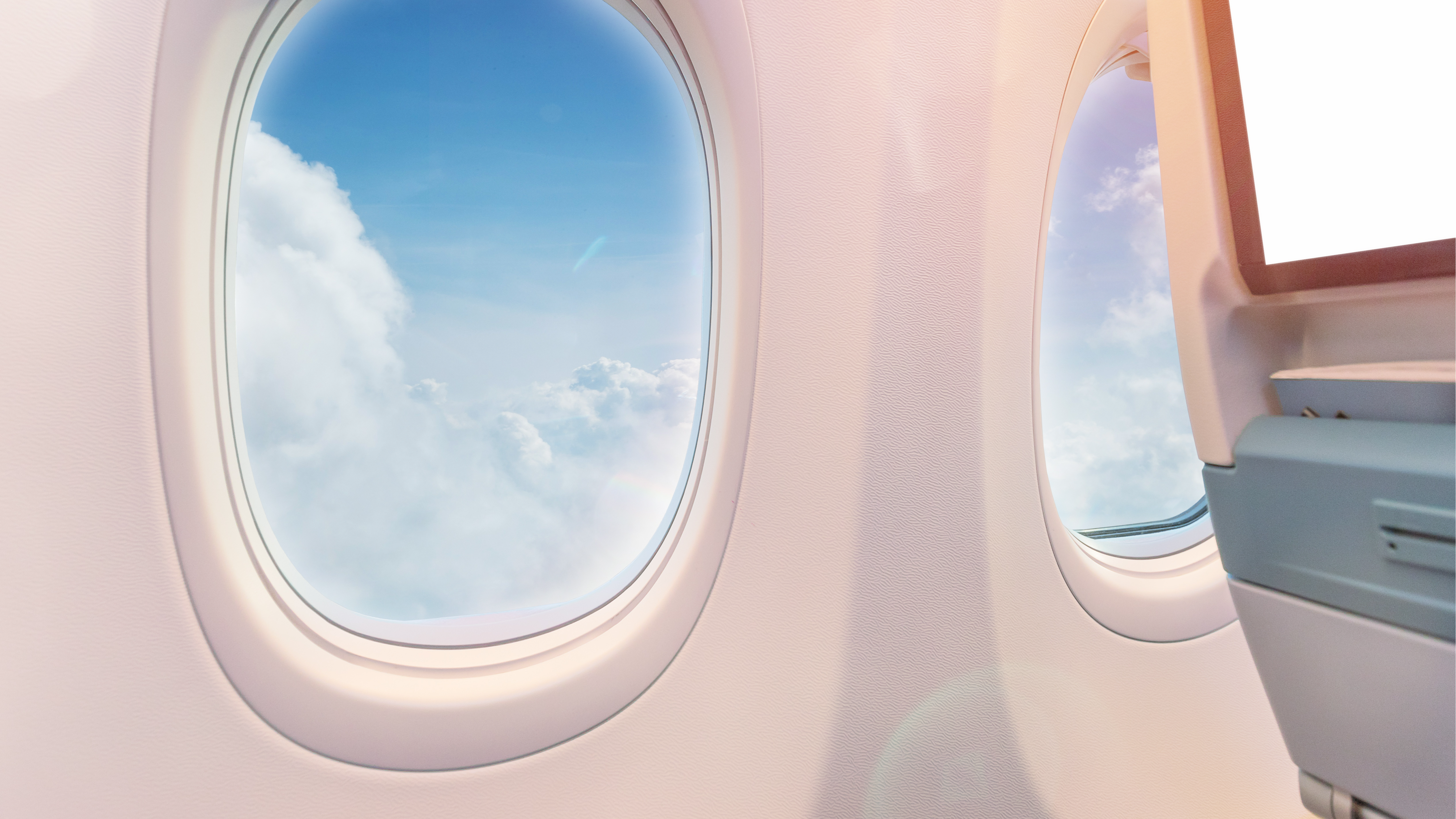 Airplane window view inside an aircraft. /CFP