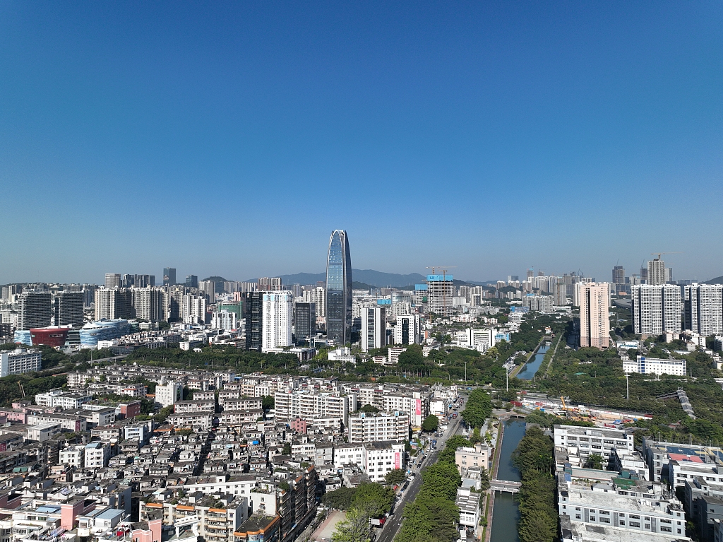 A view of the Shenzhen Baoan District Hengmingzhu International Financial Center, China, December 19, 2022. /CFP