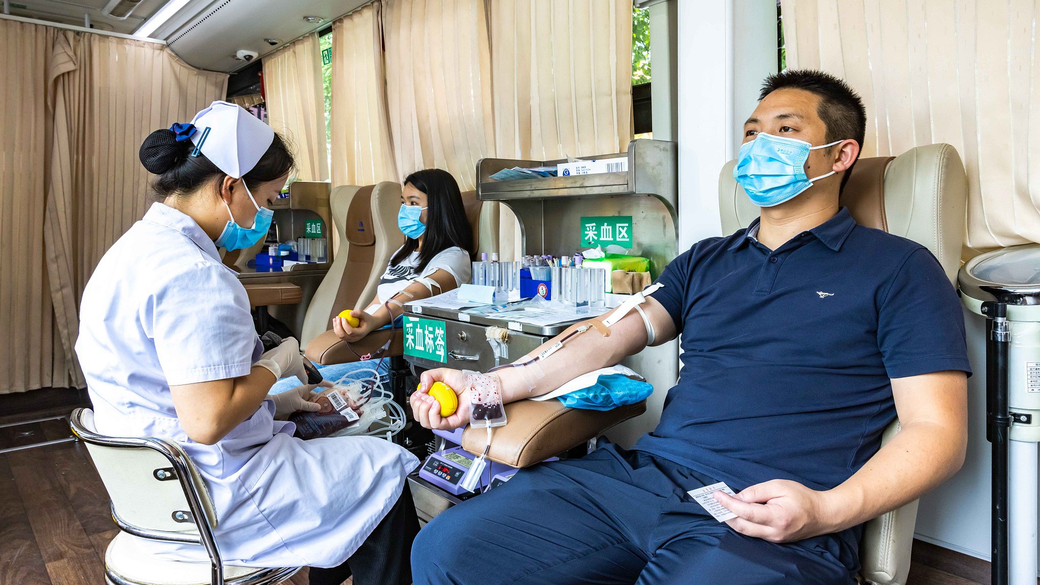 Residents donate blood in Anshun City, southwest China's Guizhou Province, June 14, 2024. /CFP