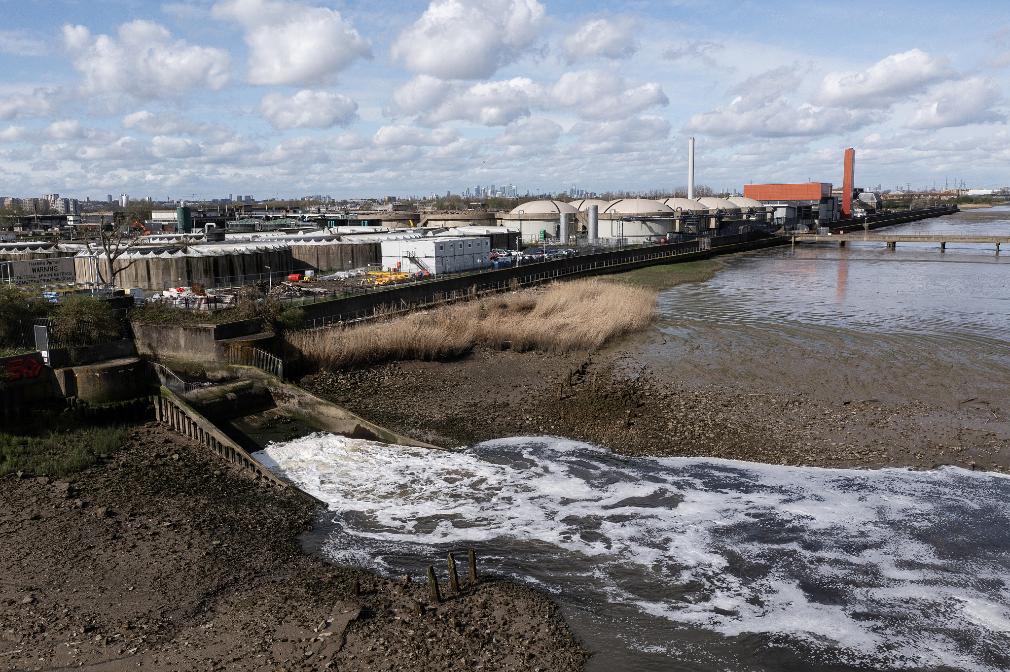 Discharge into the River Thames at Crossness Sewage Treatment Works, London, UK, March 27, 2024. /CFP