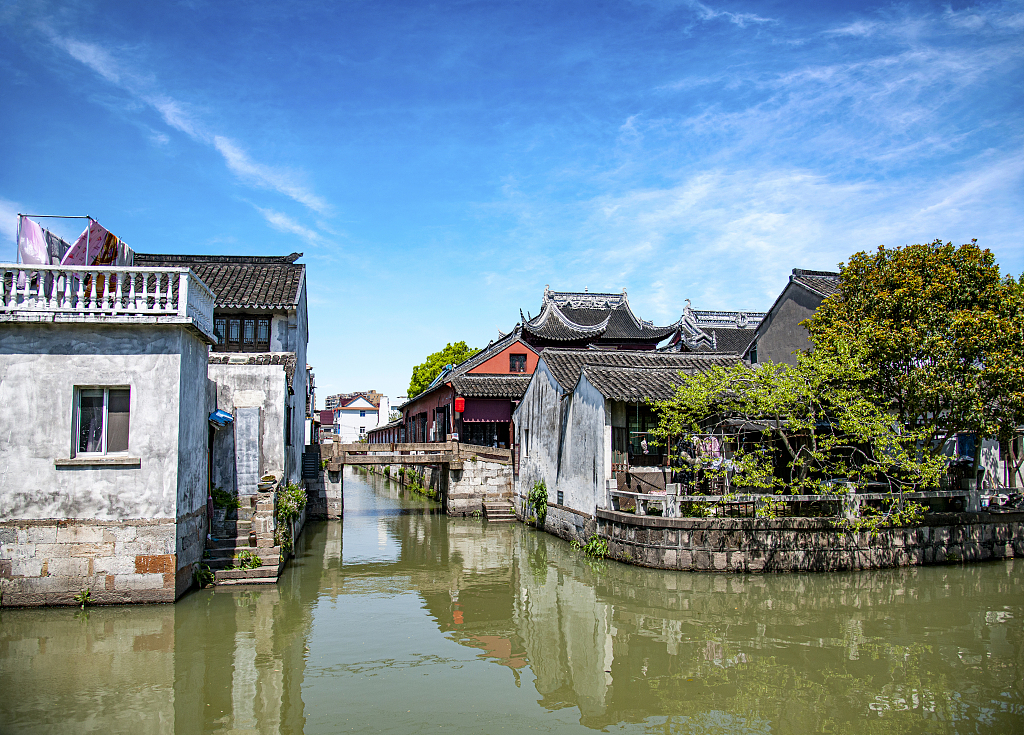 A file photo shows the serenity of Fengjing Ancient Town in Shanghai's suburbs. /CFP