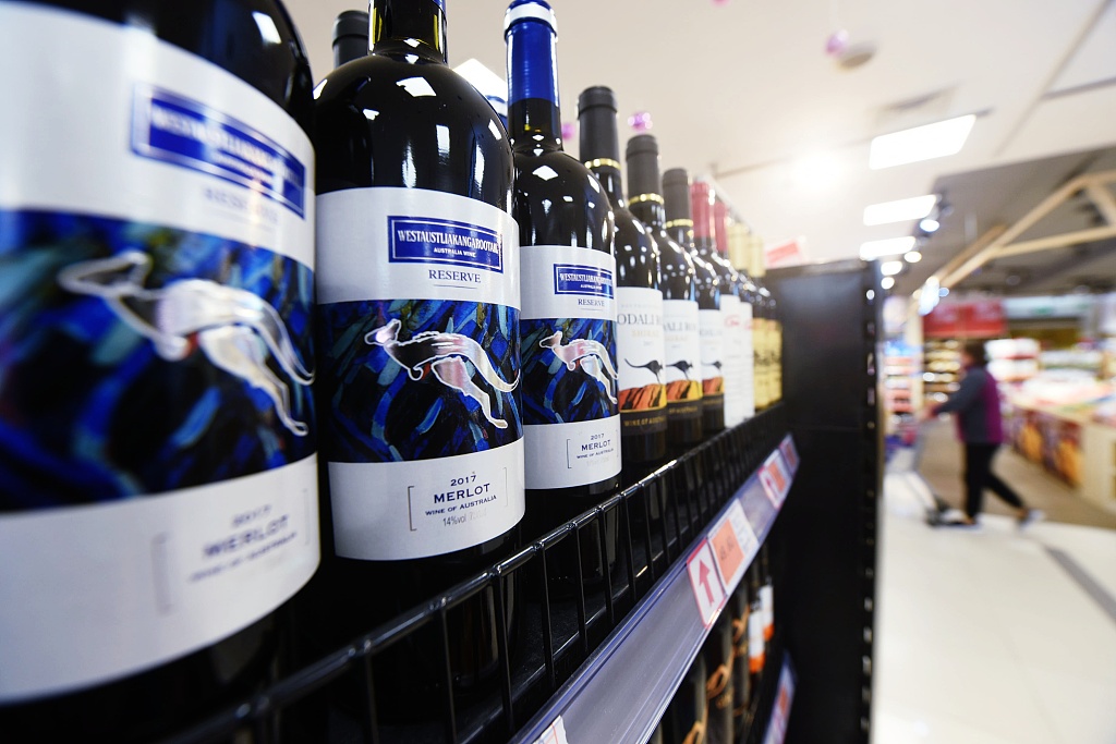 Australian red wines are seen at a supermarket in Hangzhou City, east China's Zhejiang Province, November 27, 2020./CFP