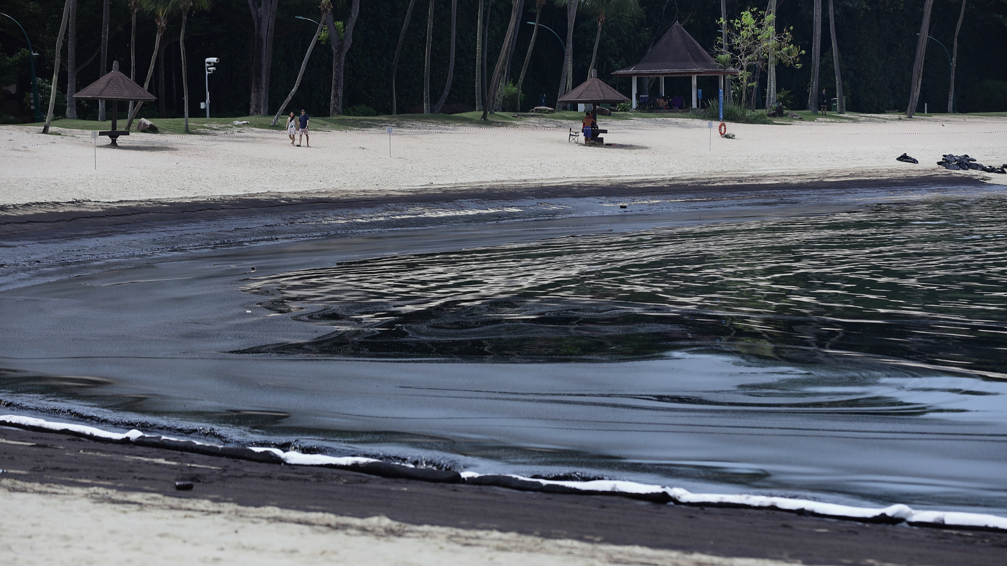 Singapore's Sentosa island beaches closed due to oil spill