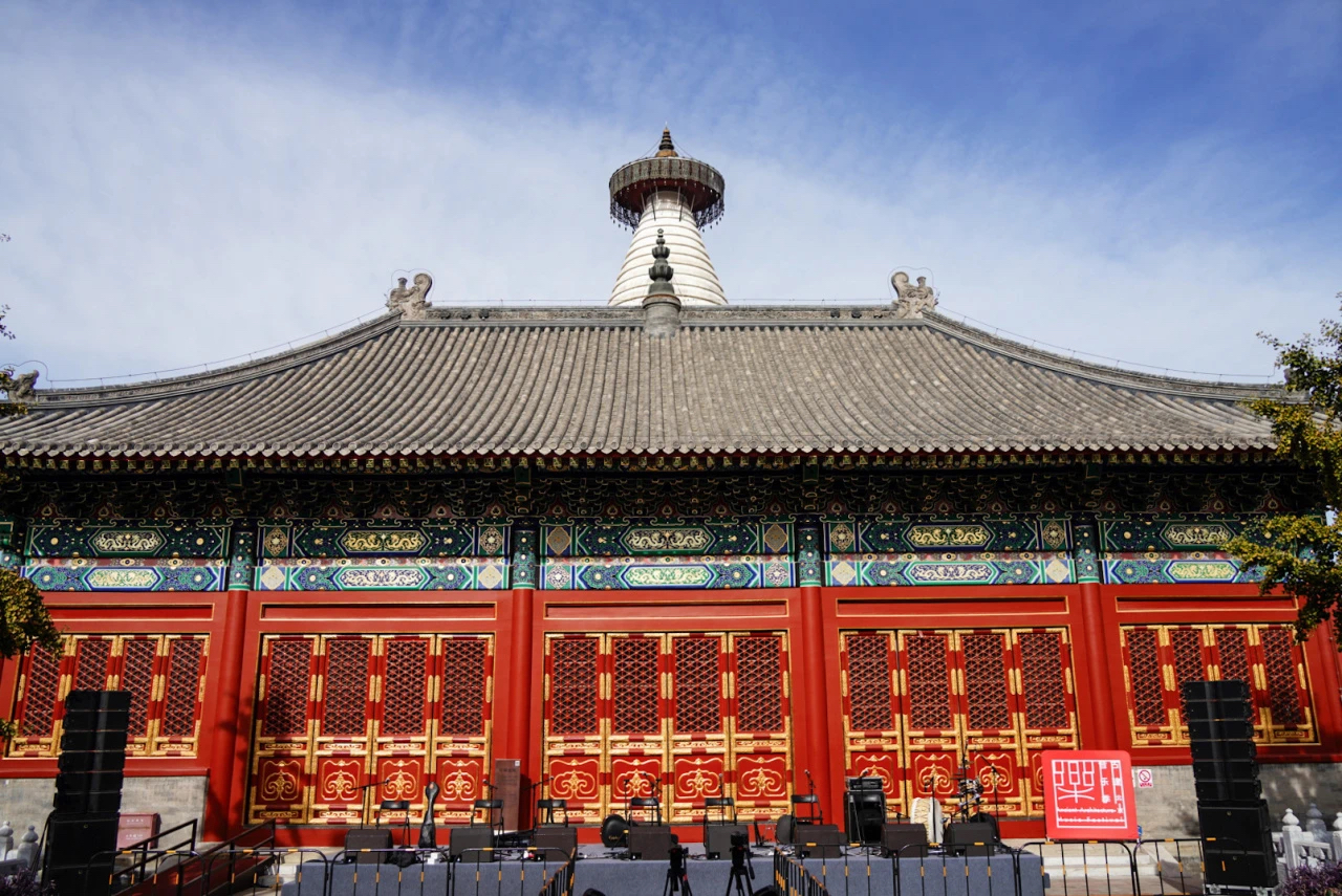 The stage for a concert at the Miaoying Temple in Beijing, November 3, 2023. /Timeless Acoustics within the Ancient Walls