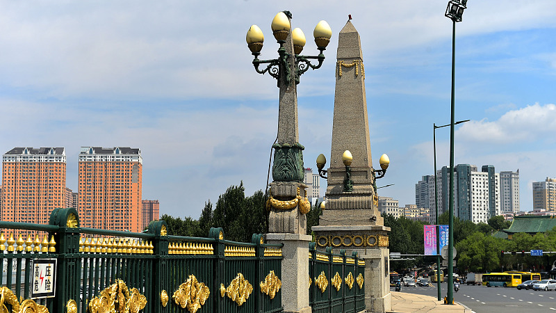 Live: Picturesque view of China's Harbin from Jihong Bridge