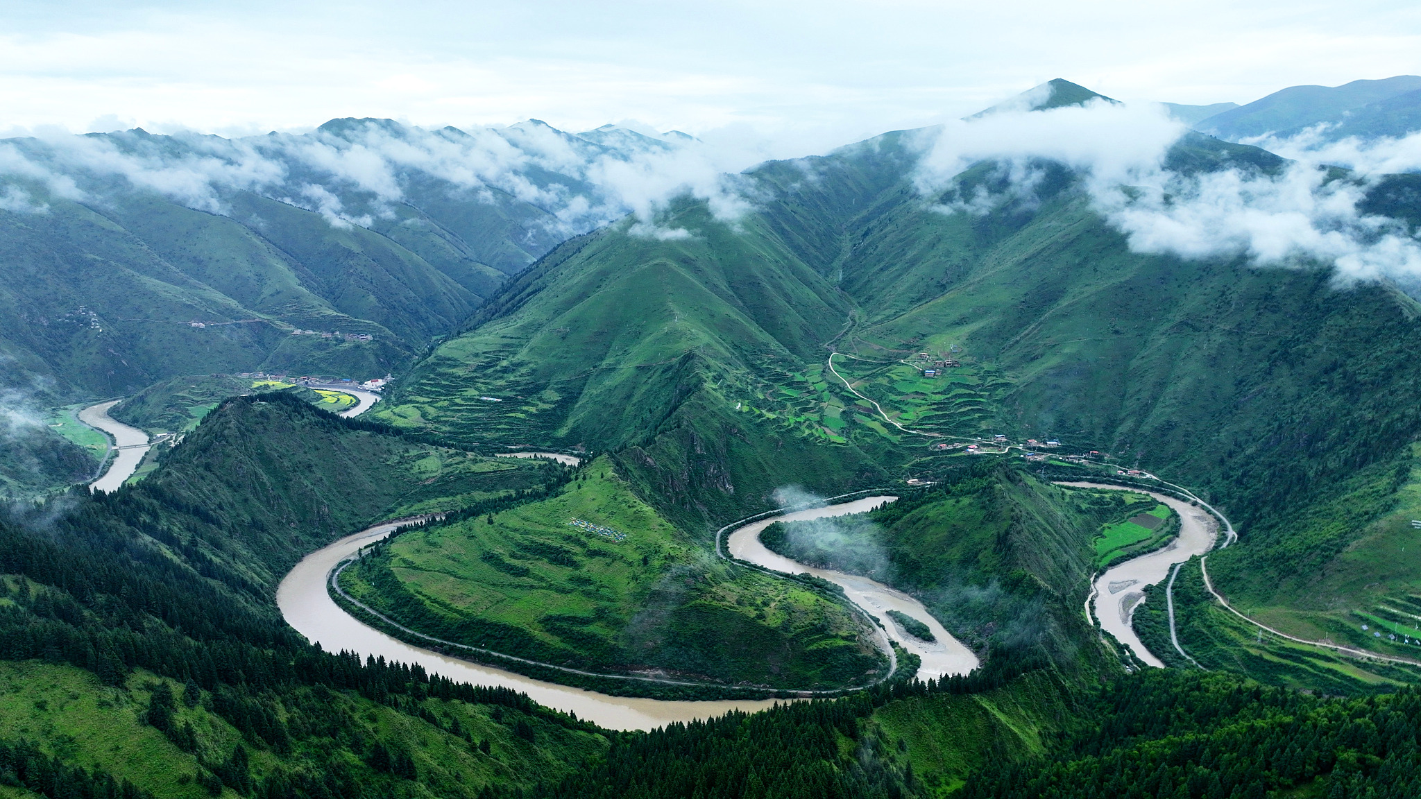 An aerial view of the Sanjiangyuan National Park in Yushu, northwest China's Qinghai Province, October 12, 2022. /CFP