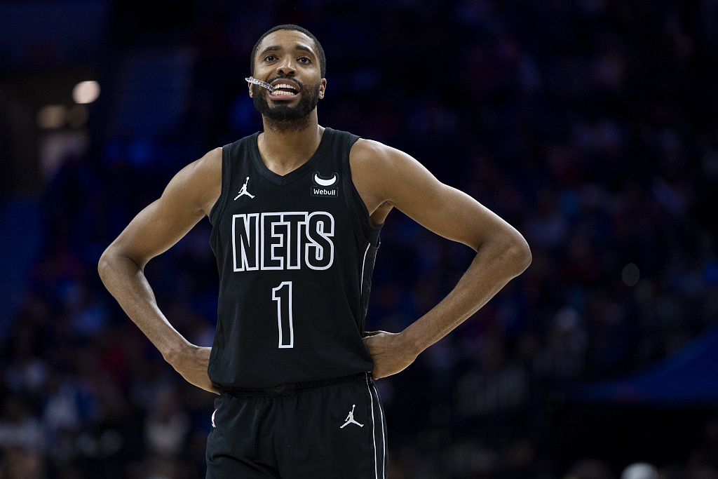 Mikal Bridges of the Brooklyn Nets looks on during a game against the Philadelphia 76ers at the Wells Fargo Center in Philadelphia, Pennsylvania, April 14, 2024. /CFP