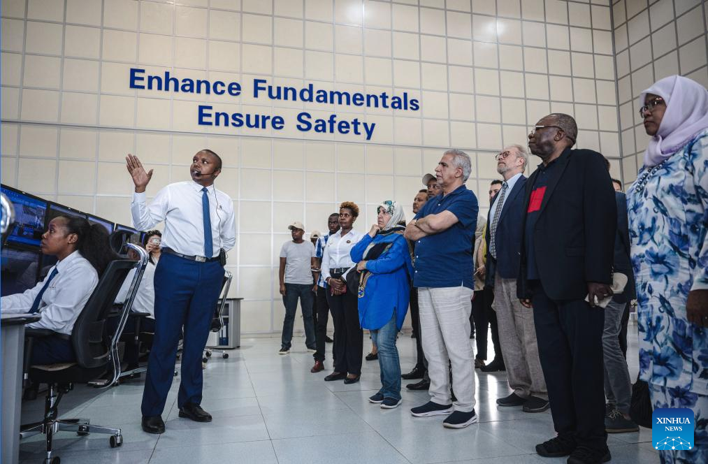 The delegation of envoys visits the dispatch center at the Nairobi Station of the Mombasa-Nairobi Railway in Nairobi, Kenya, Oct. 6, 2023. / Xinhua