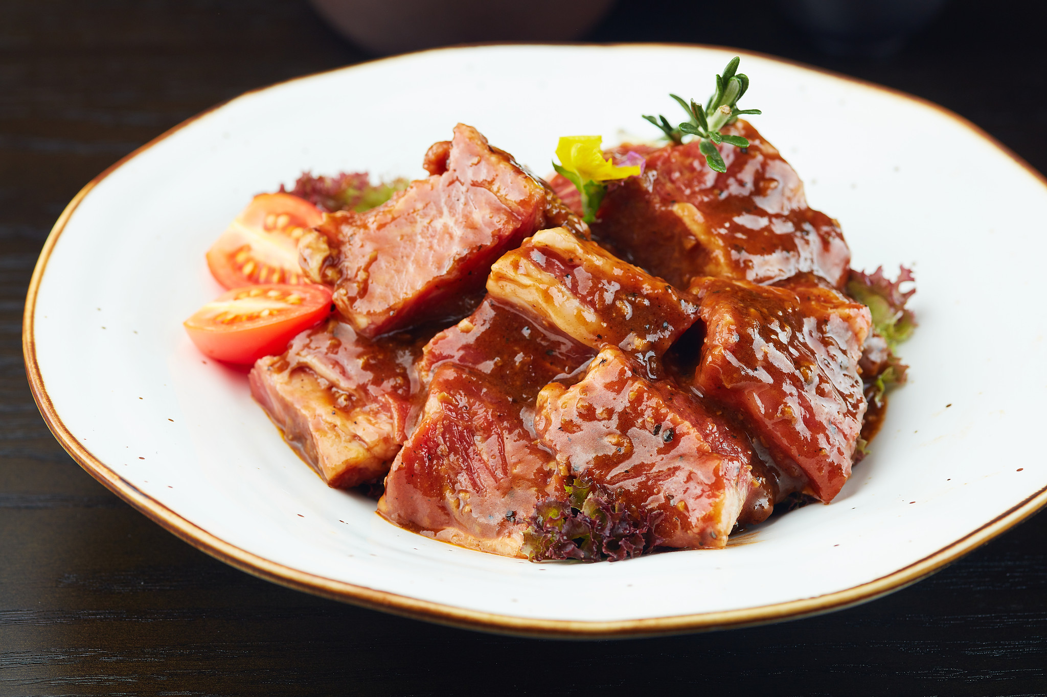 Beef ribs braised in thick sauce, a dish from Kongfu cuisine /CFP