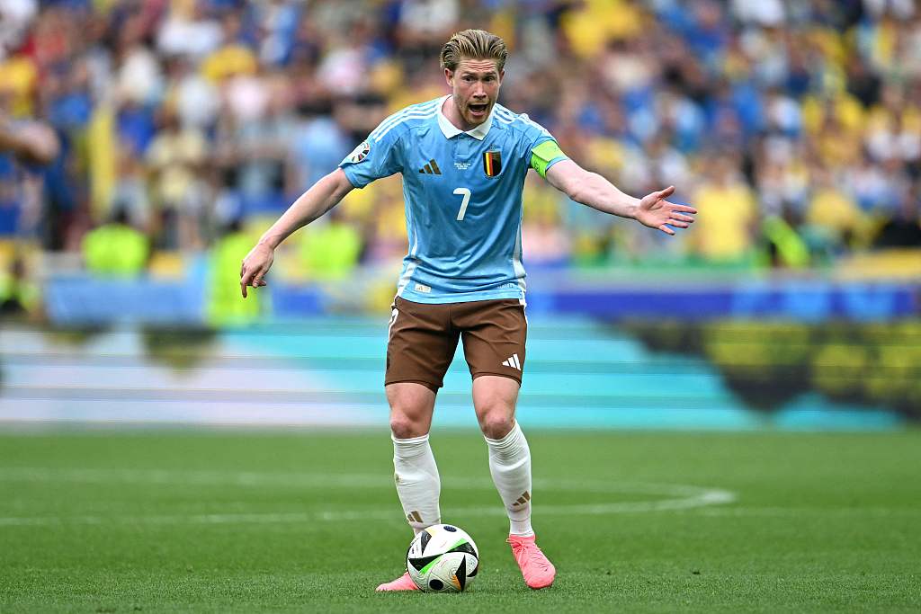 Kevin De Bruyne of Belgium controls the ball in the Euro 2024 group game against Ukraine in Stuttgart, Germany, June 26, 2024. /CFP