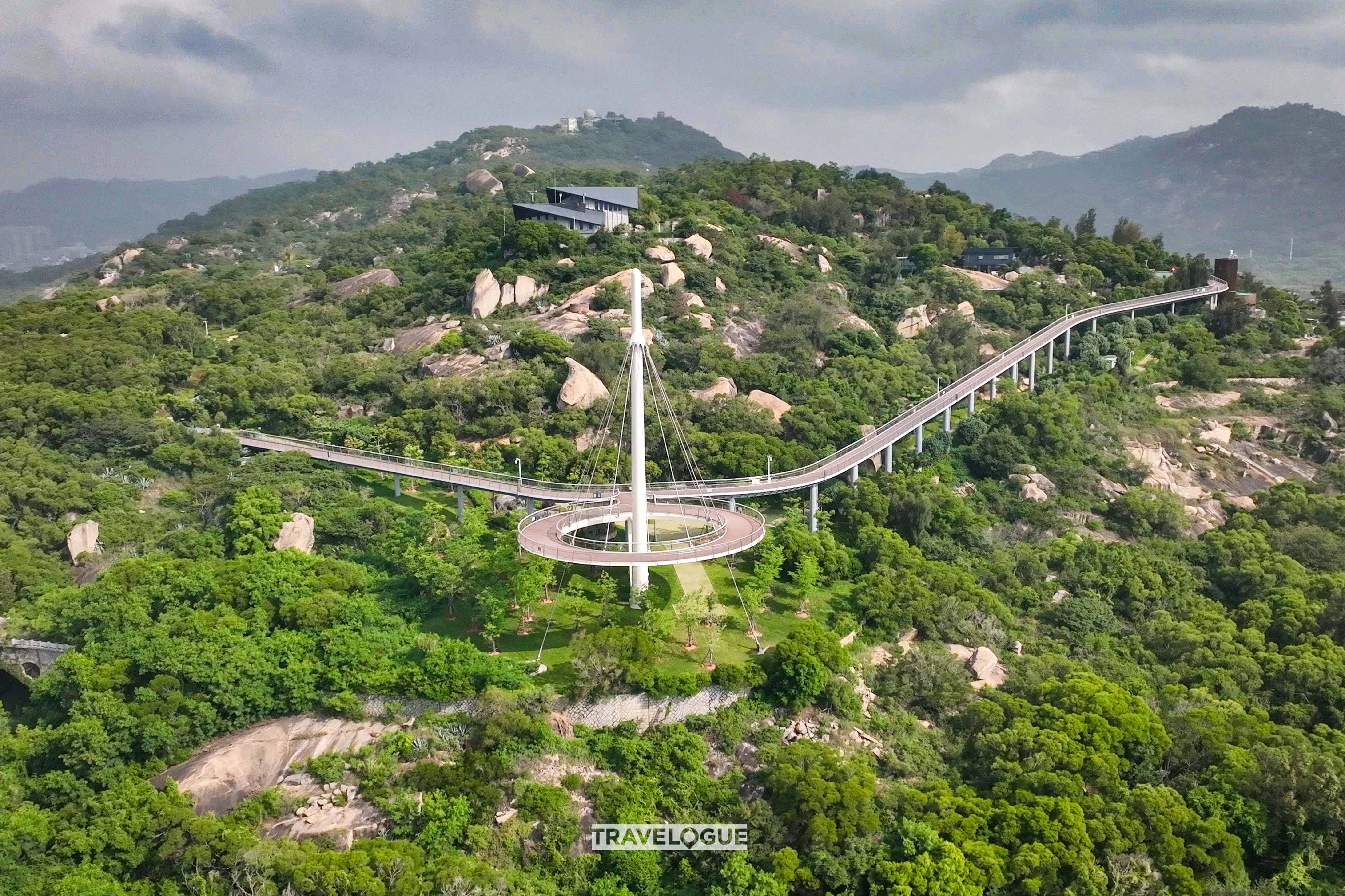 A photo shows a 23km-long running trail in Xiamen, Fujian Province. /CGTN