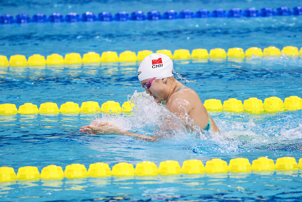 Tang Qianting competes in the women's 100-meter breaststroke semifinals at the Chinese National Swimming Championships in Shenzhen, south China's Guangdong Province, April 20, 2024. /CFP