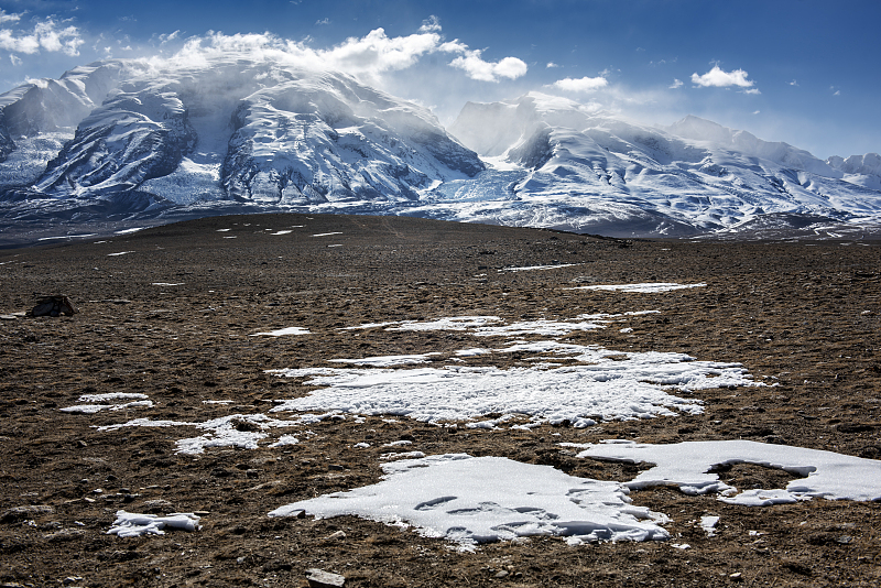 A glimpse of the Pamir Plateau in northwest China's Xinjiang Uygur Autonomous Region. /CFP