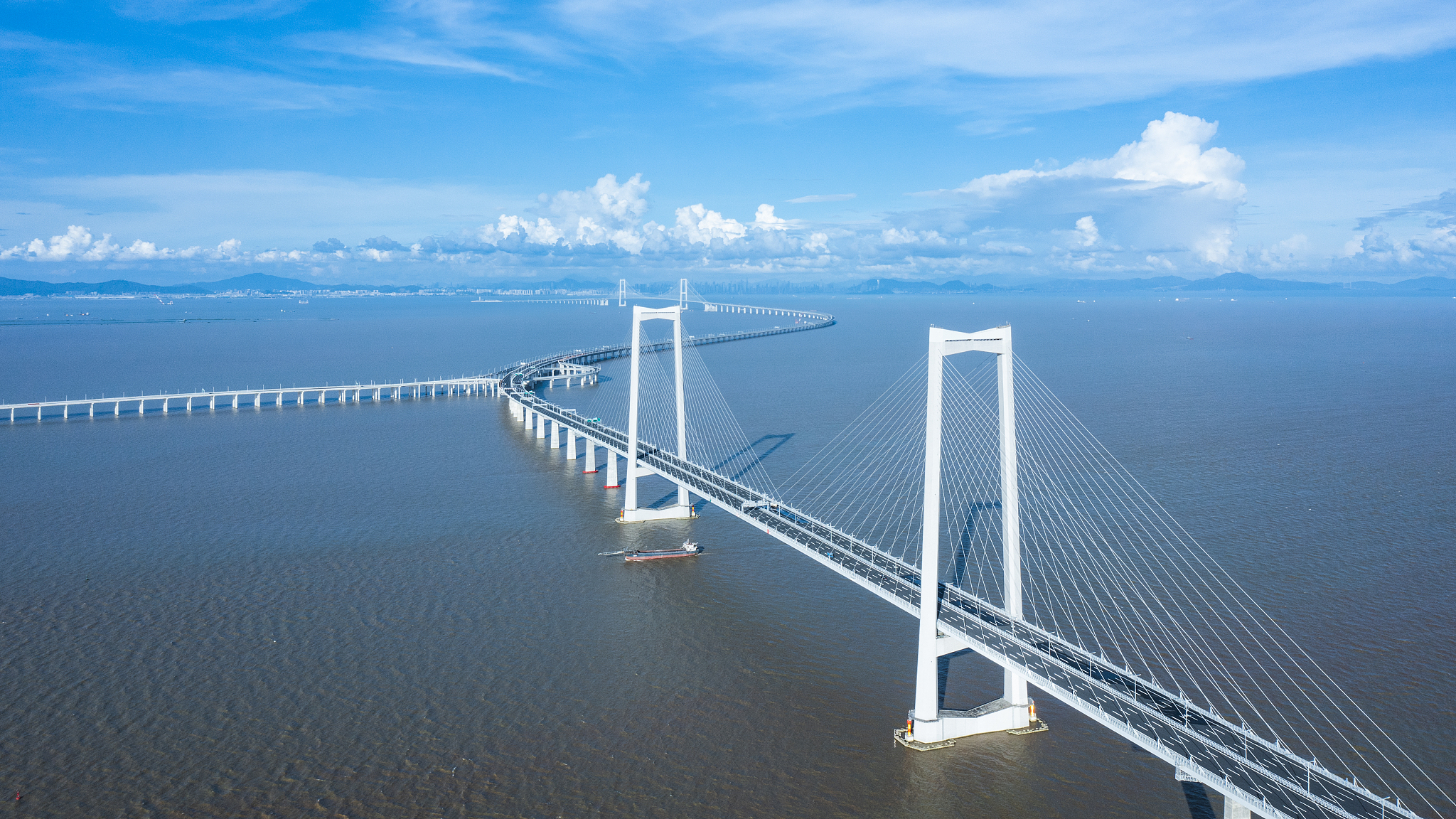 A cross-sea link between the cities of Shenzhen and Zhongshan in south China's Guangdong Province, June 28, 2024. /CFP