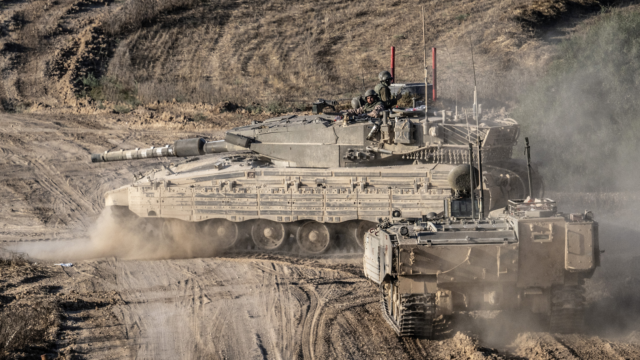 Israeli tanks are seen during an attack on Gaza's Shejaia neighborhood from the Israeli border, June 29, 2024. /CFP
