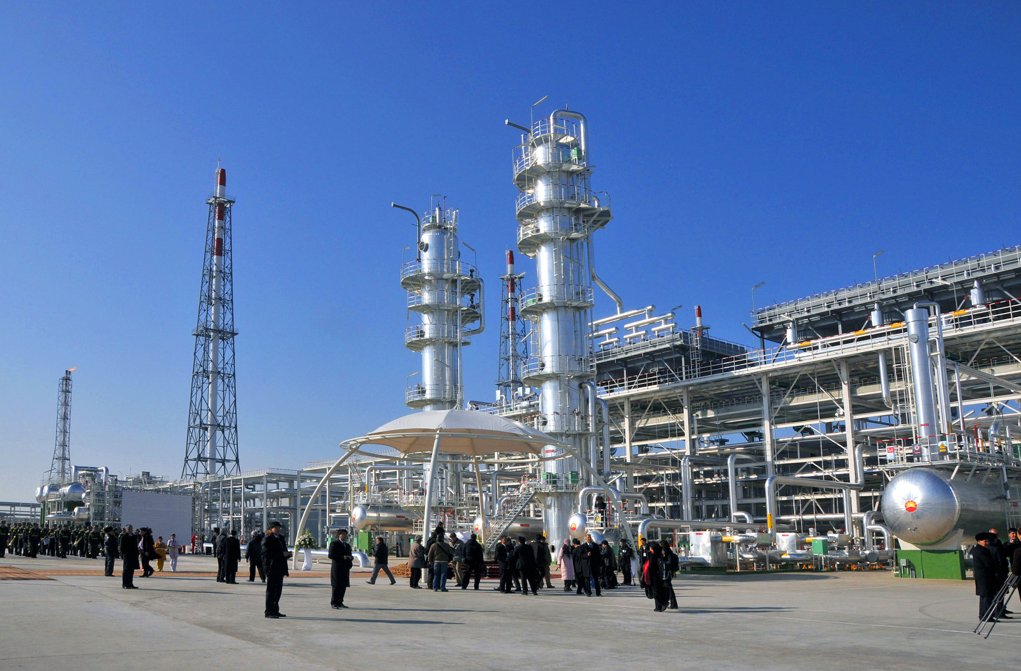 The inauguration ceremony of the Central Asia–China Gas Pipeline, December 14, 2009. /CFP